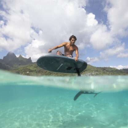 EFOIL TAKUMA CARVER BOARD V2 (surf électrique) – Image 2